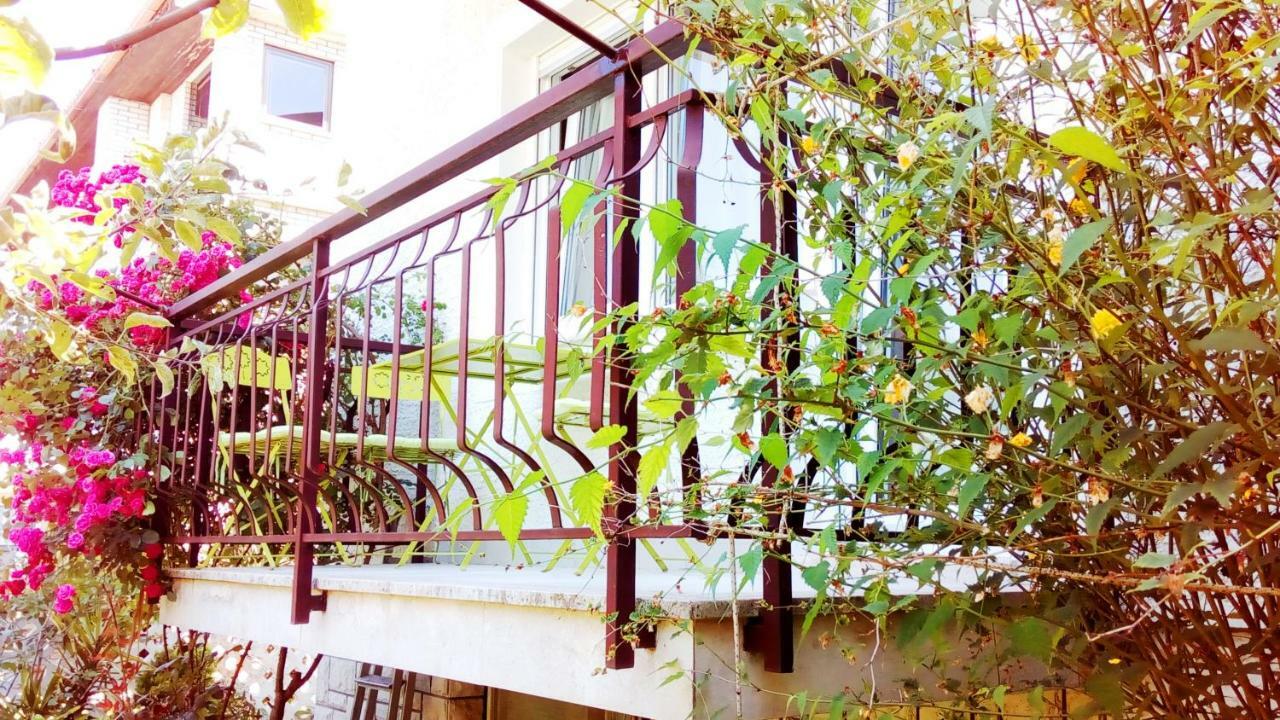 Apartmani Komunela Umago Exterior foto