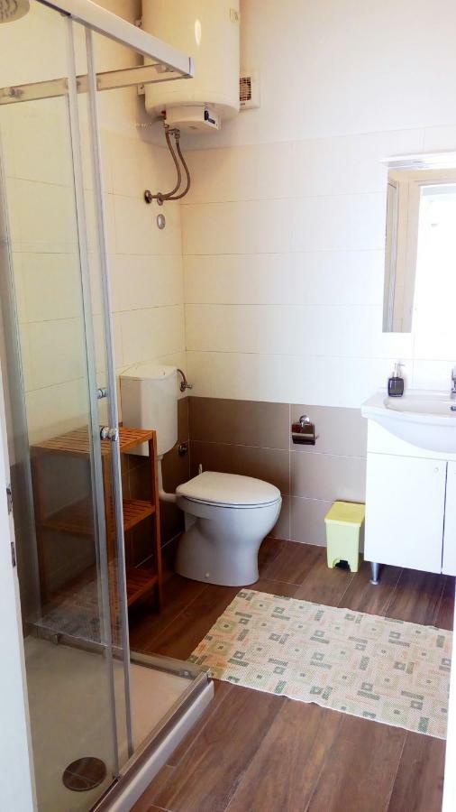 Apartmani Komunela Umago Exterior foto