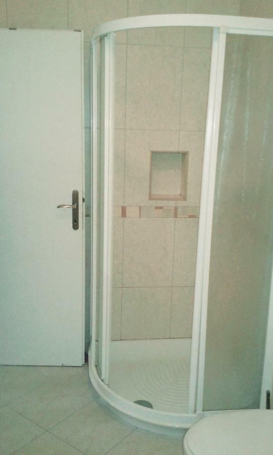 Apartmani Komunela Umago Exterior foto